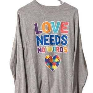 Love Needs No Words Autism Awareness Long Sleeve Shirt Gray  Puzzle Heart Size L